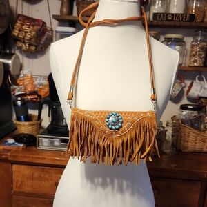 Fringe Tan Crossbody wallet country cowgirl style like new condition faux leathe